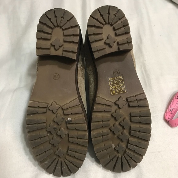 Brown booties from Spain! Like new - Picture 4 of 6